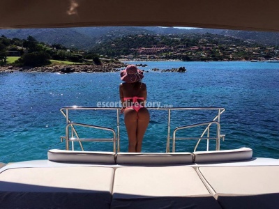 8bbc4eb307220809775c373224b8be52.jpg escorts Naomi