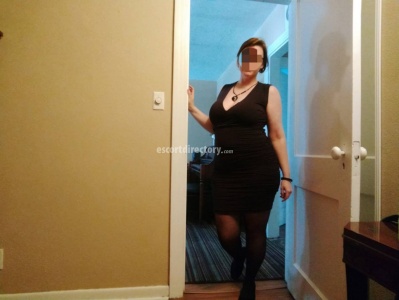 escorts LeslieCarlin