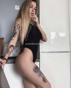 escorts Carolinebaby69