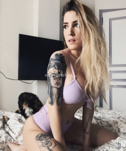 escorts Carolinebaby69