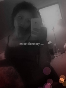 escorts Naughty Nikki