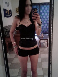 escorts Leah Crystal