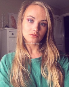 escorts Farrah Maywood