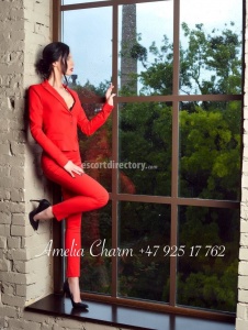 escorts Amelia Charm