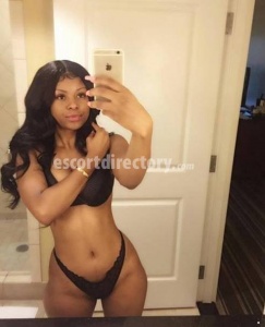 escorts Leah