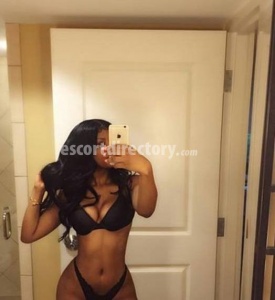 escorts Leah