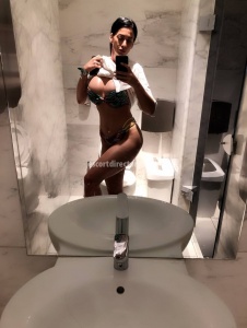 escorts ALESSIA VIP-GIRL_