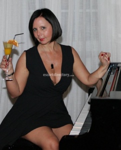 escorts LUNA FINO MERCOLEDI BOLZ