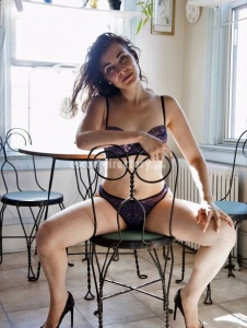 escorts Salome Bishop