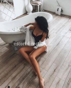 escorts Sandra Lux Girl