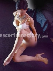 escorts Larissa
