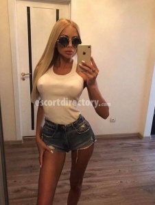 escorts DARINA