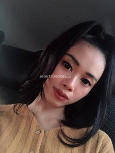 escorts Renata
