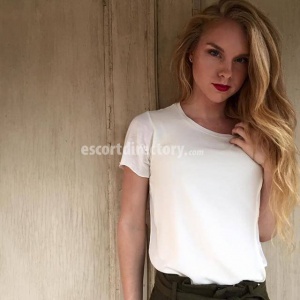 escorts Blond