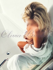 escorts Olivia Brookes