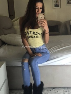 escorts Clara Abella