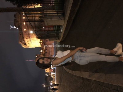 escorts Clara Abella