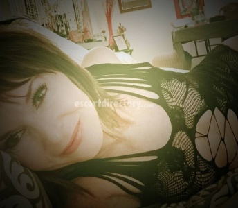 escorts Roxanne Taylor