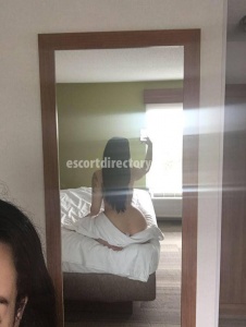escorts Dolly