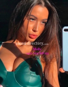 escorts Molly