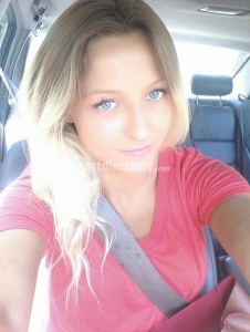 escorts Yana