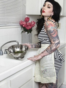 escorts Adahlia Cole