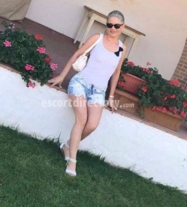 escorts Jasmy Bella