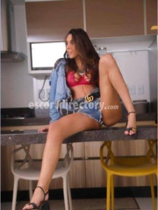 escorts Larissa Anchieta