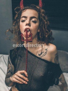escorts Lorena Schneider