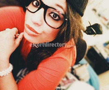 escorts Molly Lovett