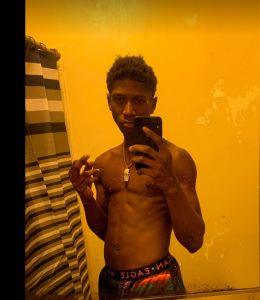 escorts come get your pussy eaten out 
