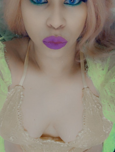 q7v2qug9-maxine-180-half-hour-special-.jpeg escorts Maxine $180 half hour special