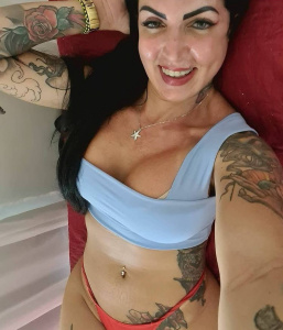 tsmd8rvr-female-escort-.jpeg escorts Female Escort