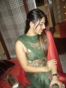 4fcstttc-indian-girls-and-aunties-for-fun.jpg escorts INDIAN GIRLS AND AUNTIES FOR FUN