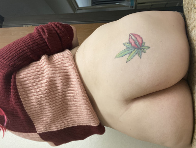 escorts Lilly little  super soaker