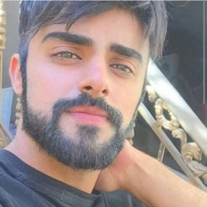 escorts Escort Boy available for ladies at average prices