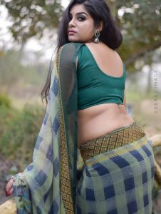 escorts RICH LADY WANT BOYS FOR FUN WITH EARN WITH LADIES