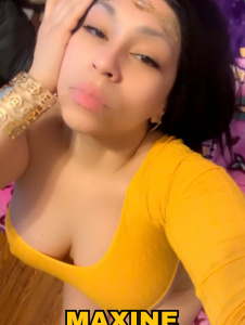 escorts Maxine busty Latina 