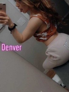 escorts Hi There I'm available 